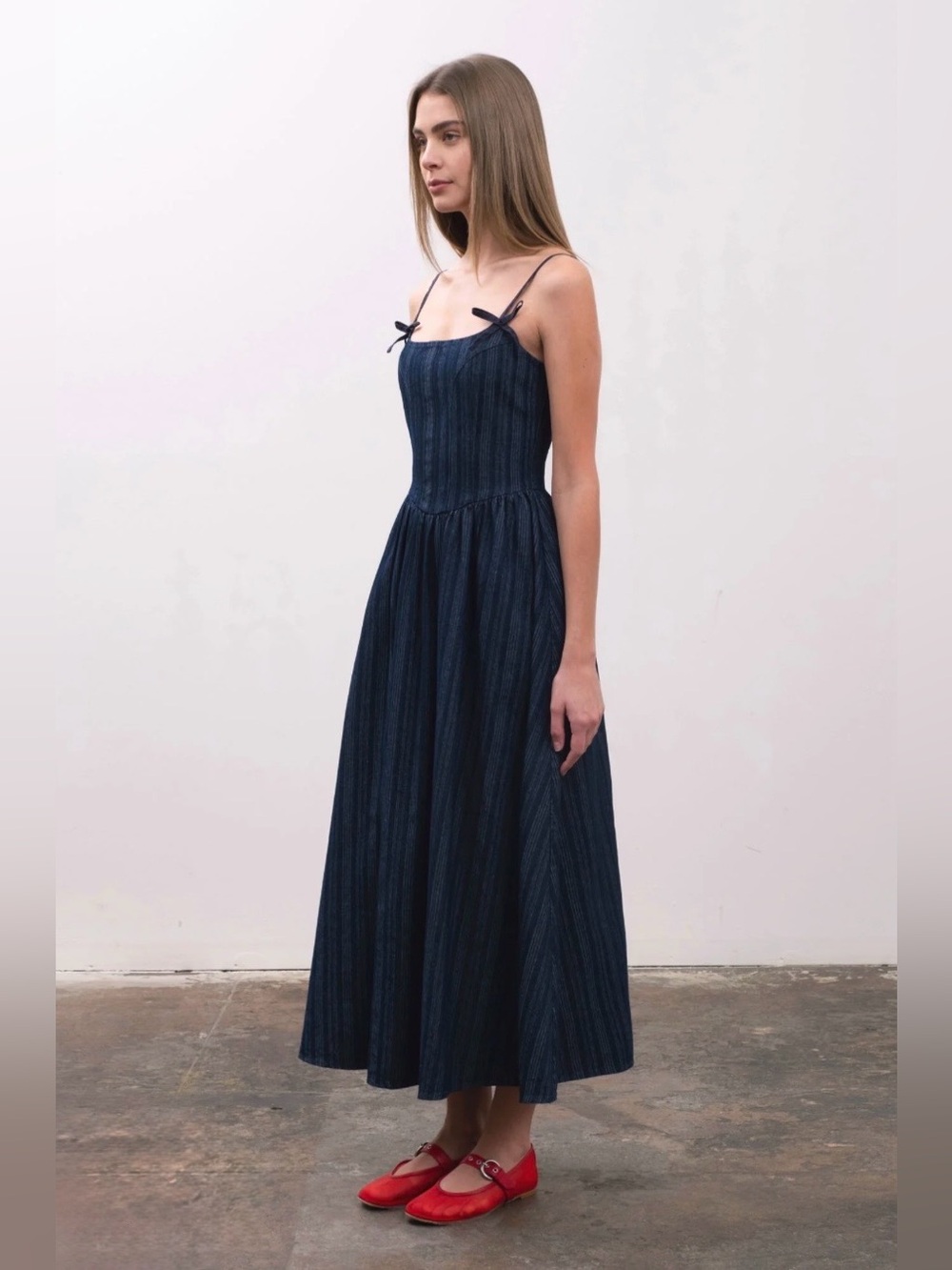 Moon River Strap Bow Detail Denim Midi Dress